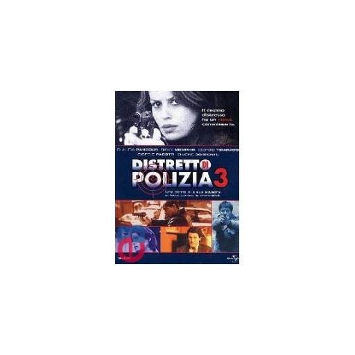 Universal Pictures Dvd distretto di polizia-stag.03 (6 dvd) Le vicende di un distretto di polizia a cui capo c' è Giulia Corsi, una donna tenace che grazie ai suoi colleghi ed amici riesce a superare