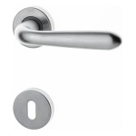 GHIDINI - Coppia maniglie per porta con rosetta e bocchetta Q8  Ottone Cromo satinato Uno