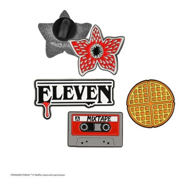 Gadget Cinereplicas STRANGER THINGS Set di 4 spille della prima stagio