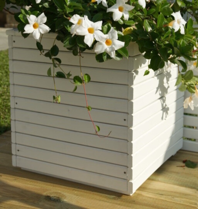 Esterni da vivere Fioriera Camelia Cm 50x50x50h BIANCA grigliati e fioriere