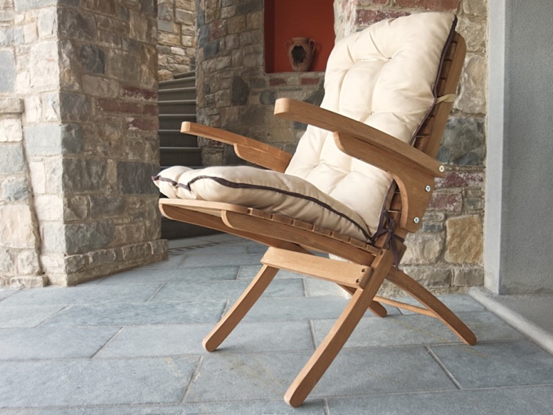 Esterni da vivere Poltroncina CRETA relax in giardino