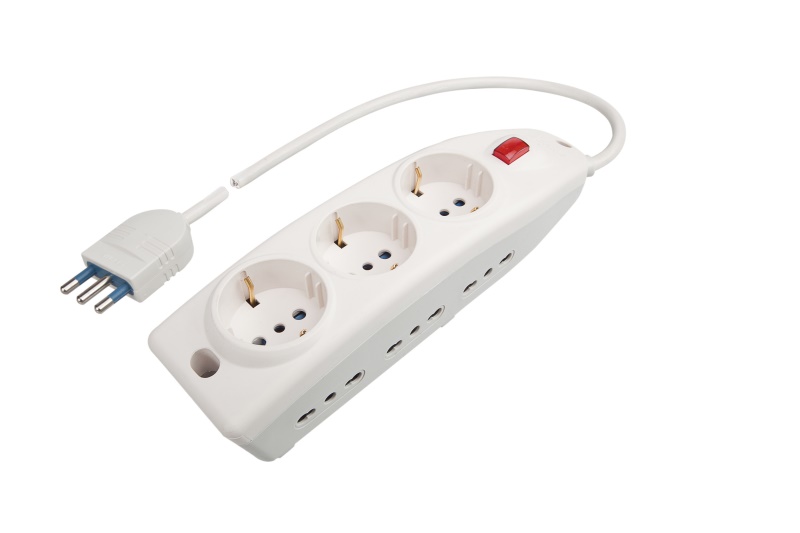 Poly Pool PP0545 prolunghe e multiple 1,5 m 6 presa(e) AC Interno Bianco
