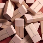 Diego Dalla Palma - Diego dalla Palma Nudissimo Glow - Fondotinta naturalmente luminoso, Pralina 259W, Bottiglia, Liquido, Beige, 259W, Pralina, Tutti le tonalità della pelle