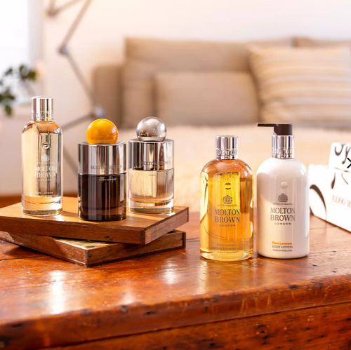 Trattamento corpo Molton Brown Flora Luminare Lozione 300 ml