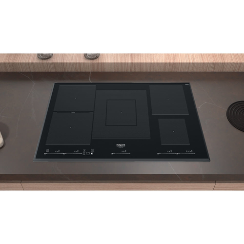 Piano cottura induzione Hotpoint 869991646910 Ht 1090 Ba Black